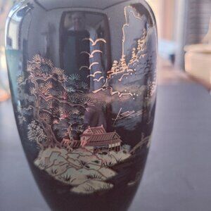Black Glossy Imari Vase with Unique Designs, House, Mountains, Snow & Boats